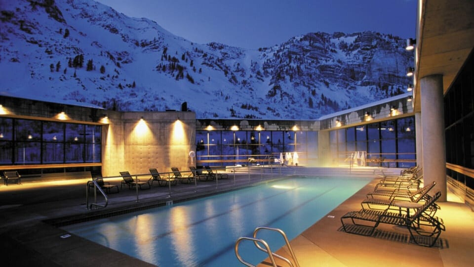 Cliff Lodge Rooftop Pool & Hot Tub at Night