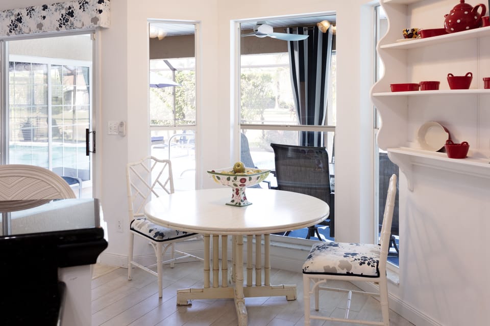 breakfast area