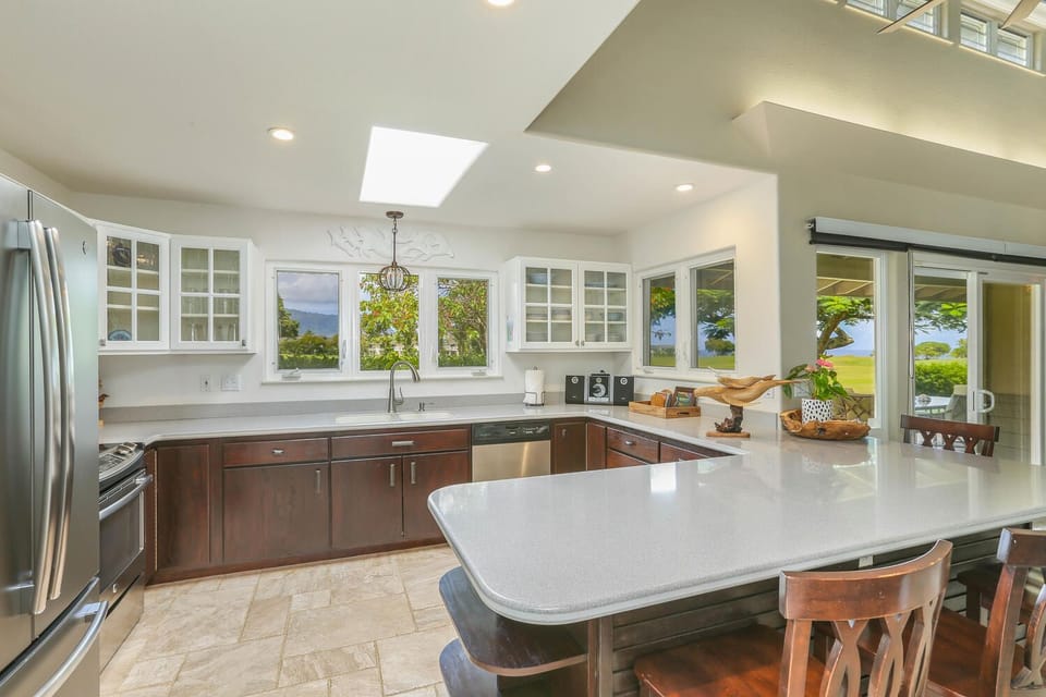 Plenty of prep areas give chefs the room they need to create island-inspired meals.