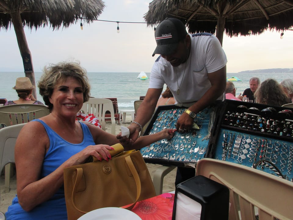 Beach lunch & shopping!