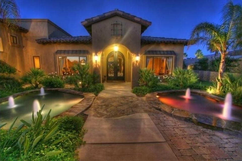 The Entrance to the Cortyard is a Desert Tropical Paradise