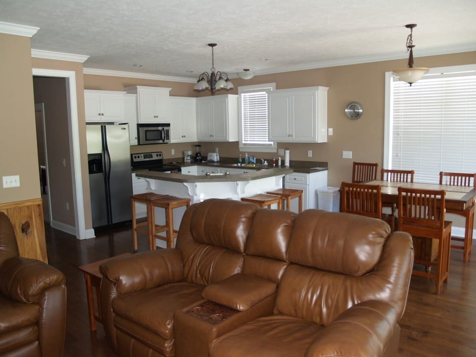 Open concept kitchen, dining and great room.