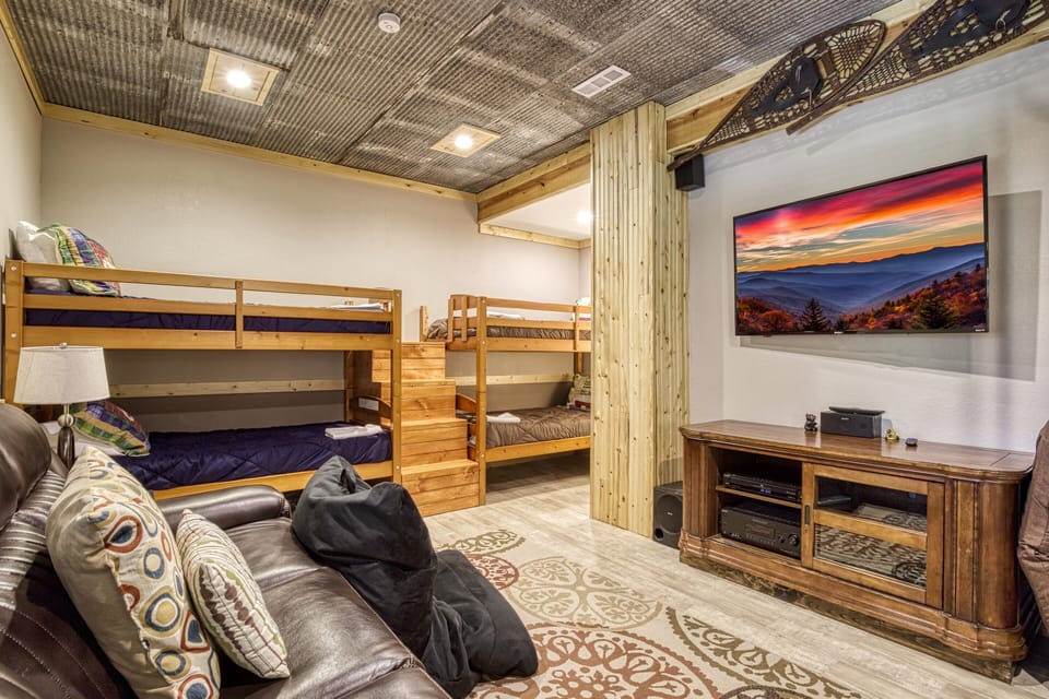 Pet Friendly Cabin in the Smoky Mountains - Serenity Ridge - Lower level bonus room with 55-inch TV