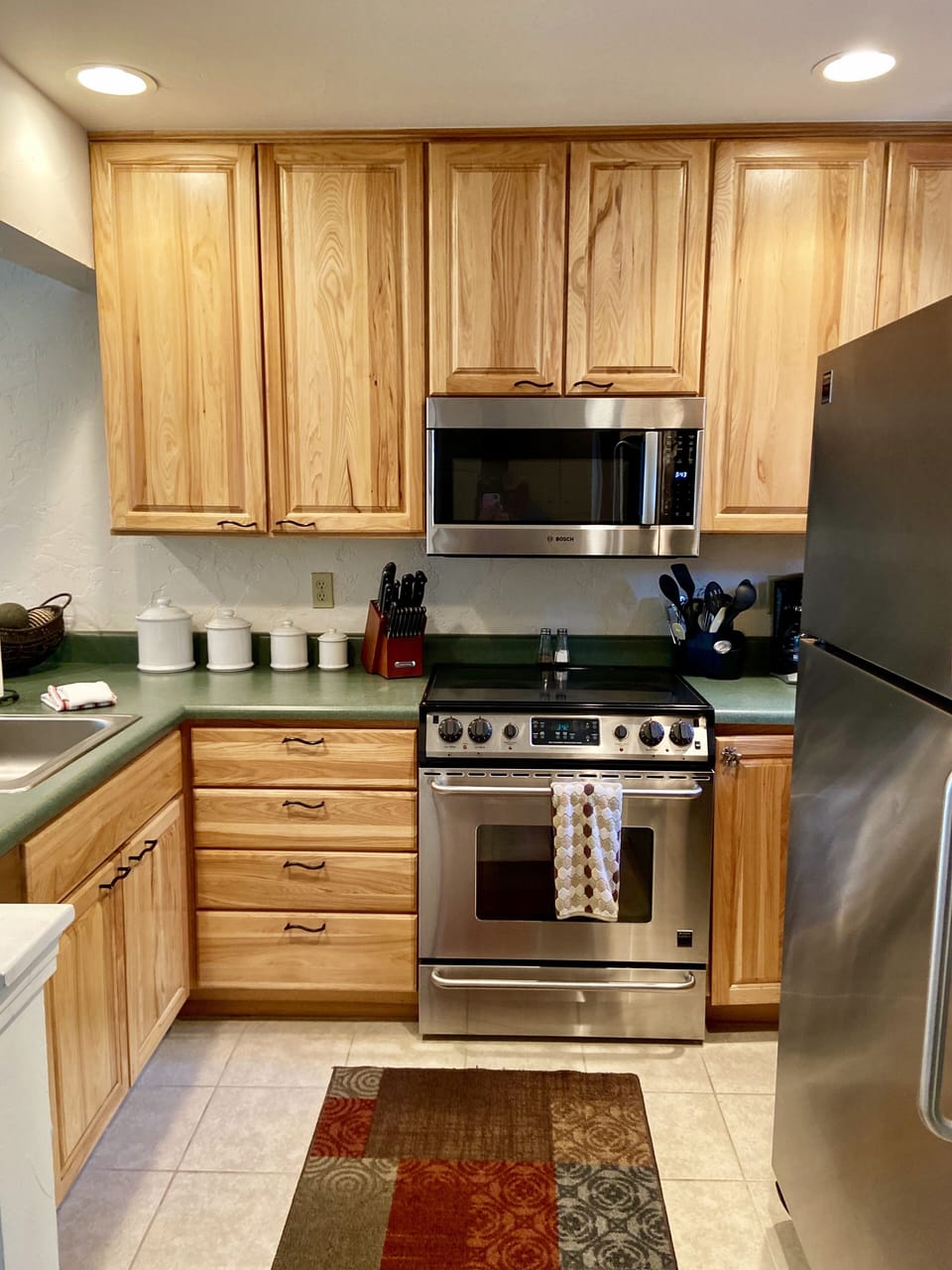 Kitchen, all new appliances