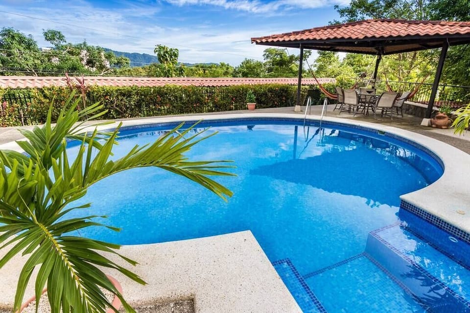 Beautiful Private Pool