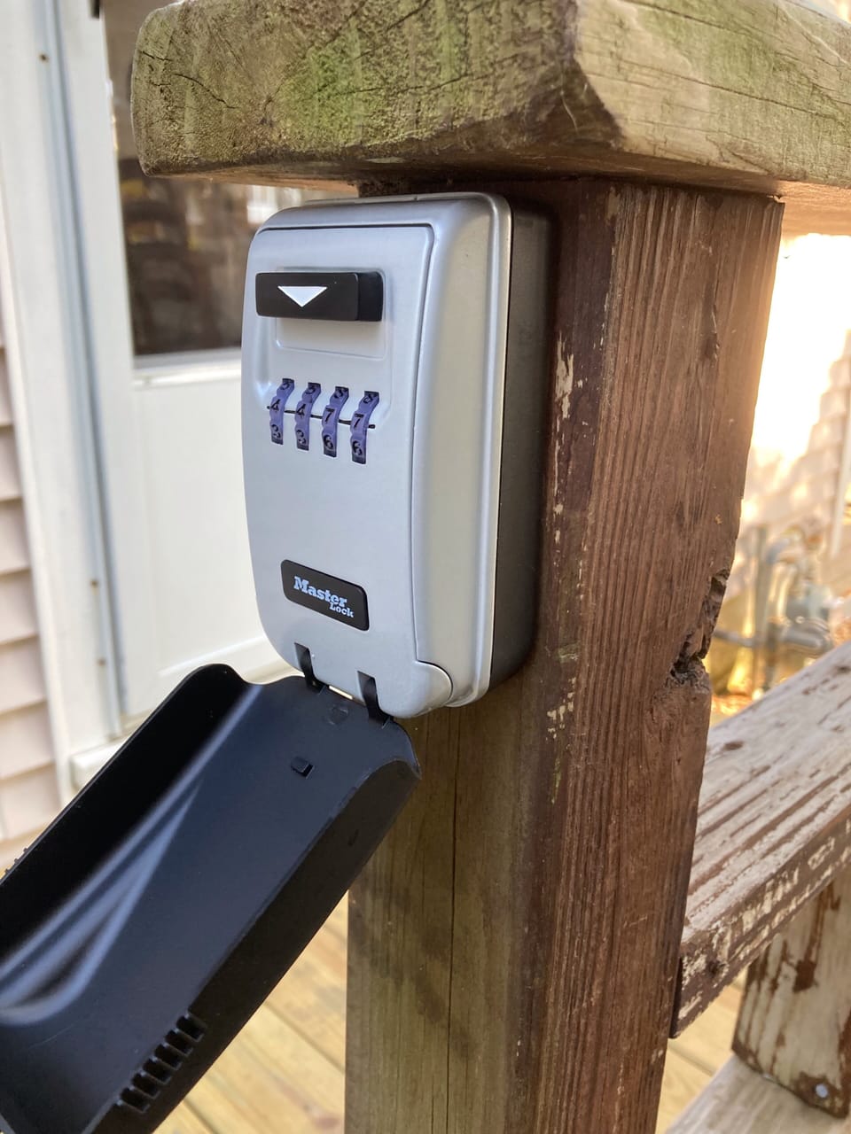 Lockbox with house key.