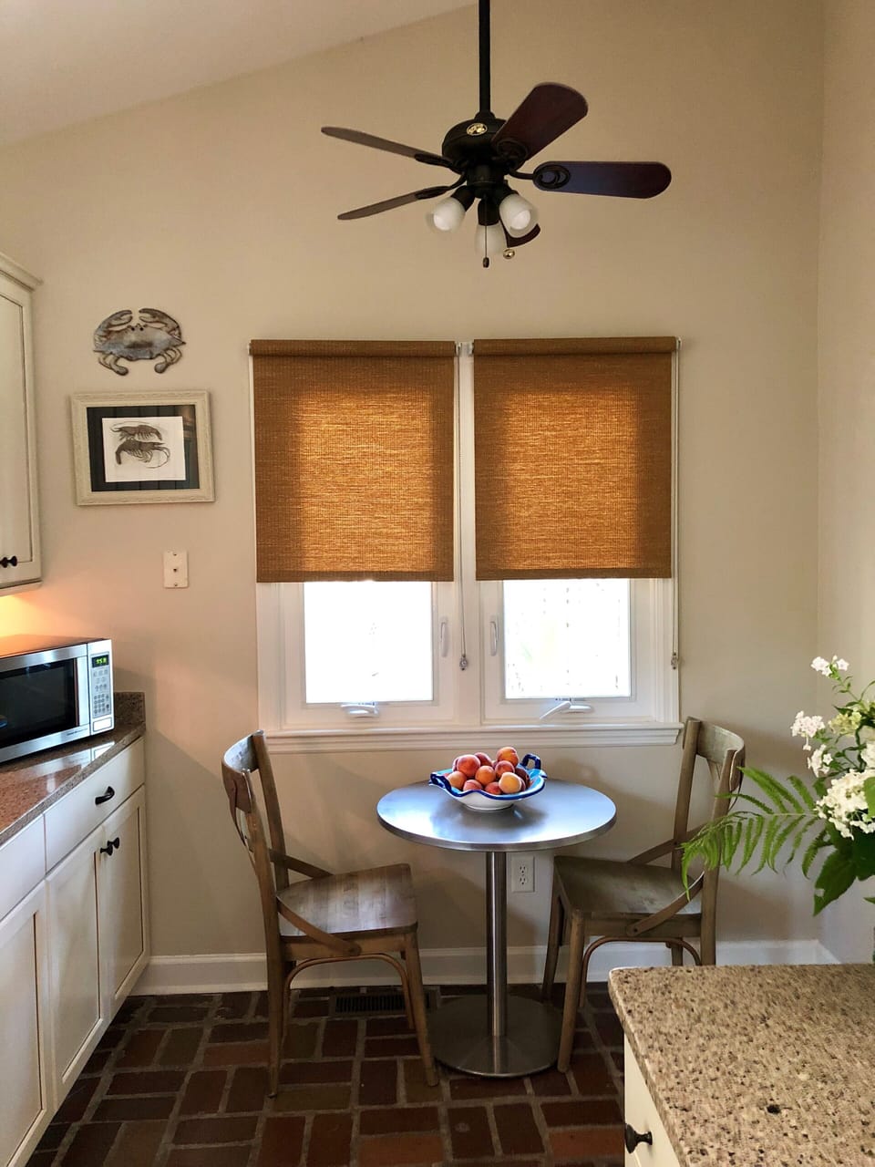 Nook for eating in the kitchen.