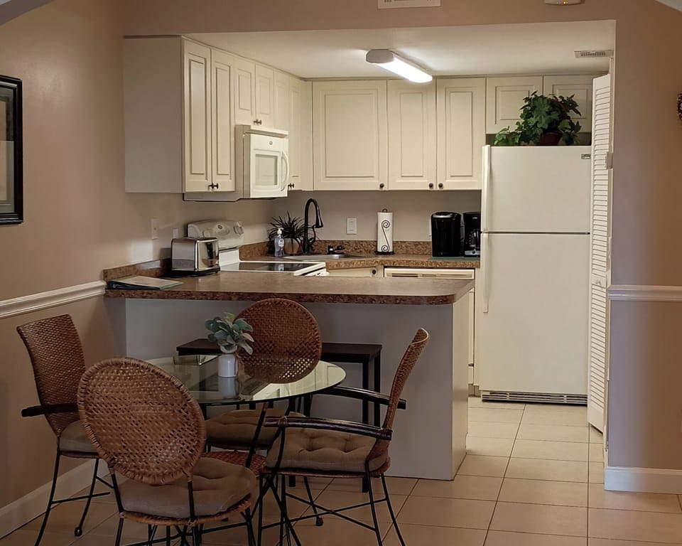 Dining Room and Kitchen