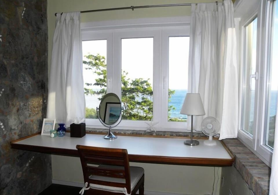 Sitting area on main level, between bedroom and bathroom