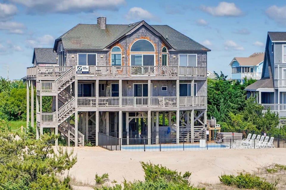 surf-or-sound-realty-laughing-gull-landing-675-exterior-2