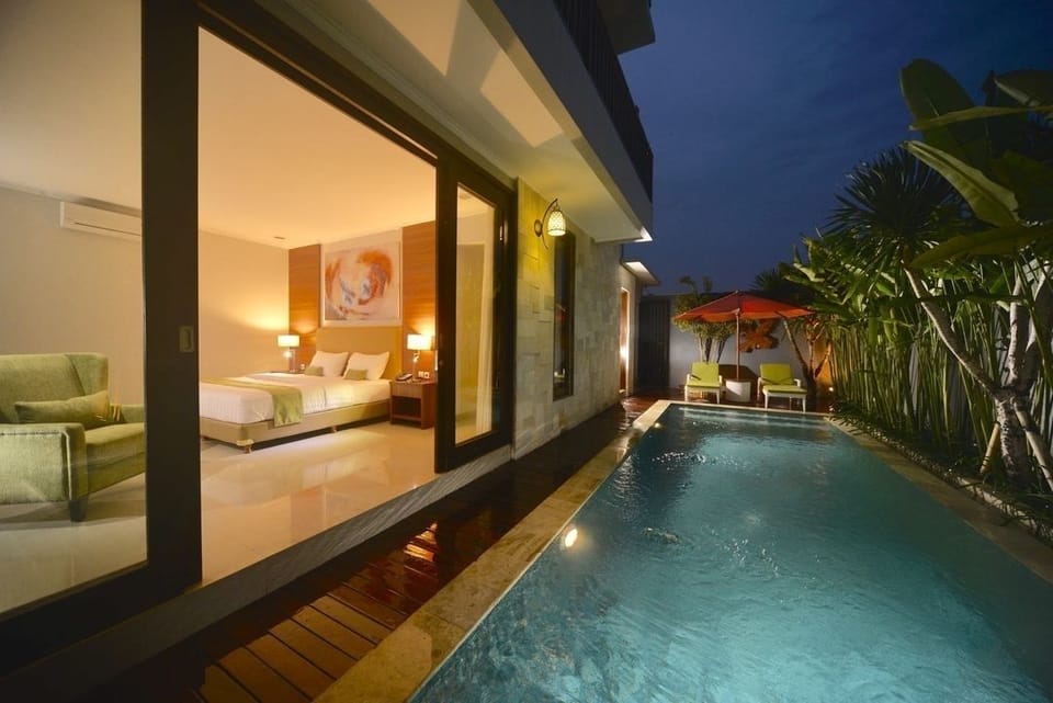2 BR Villa Near Echo Beach & Finn's BC