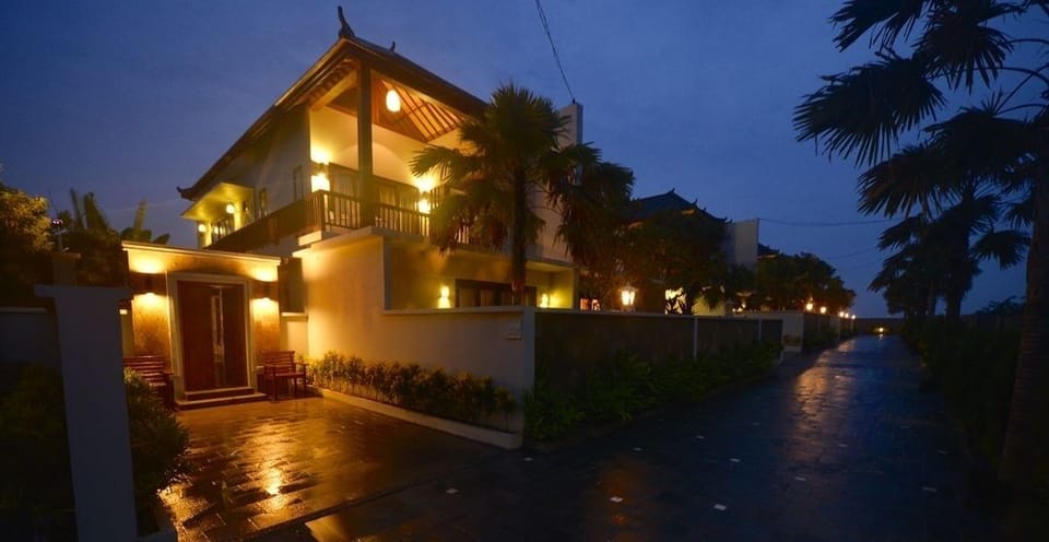 2 BR Villa Near Echo Beach & Finn's BC