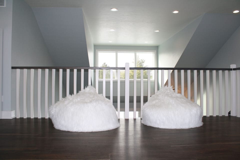 Fun, Fluffy Bean-Bag Chairs in Loft 