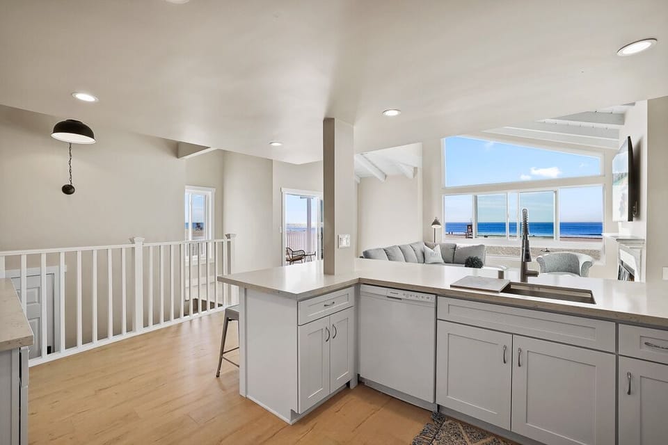 Large kitchen