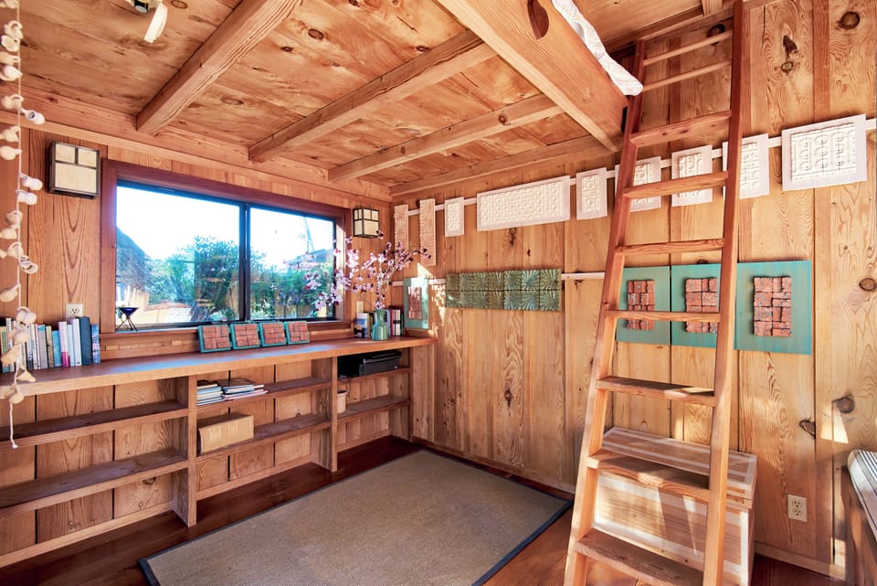 The arts studio is ideal for quiet work or creative projects. 
