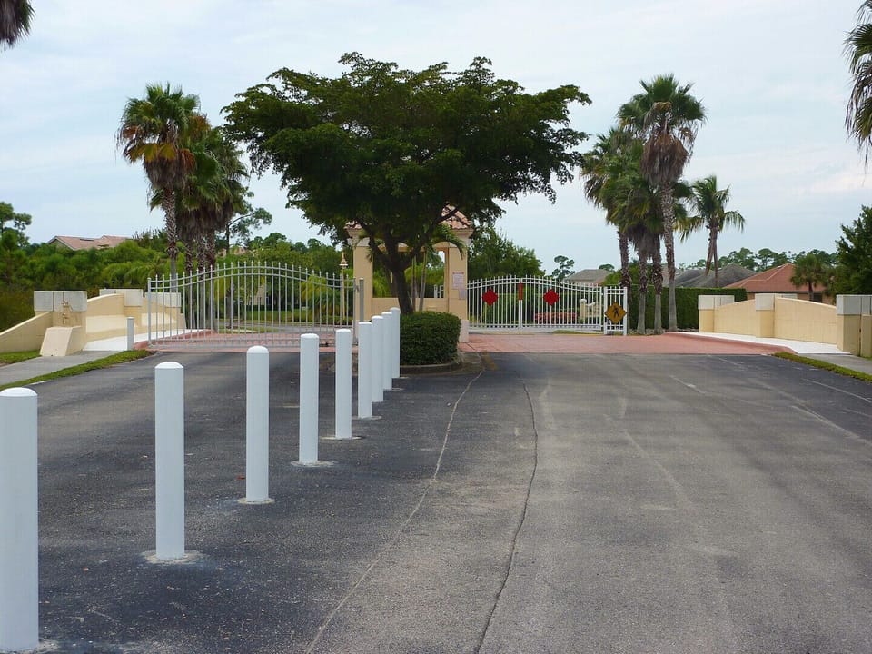 Entry Gate