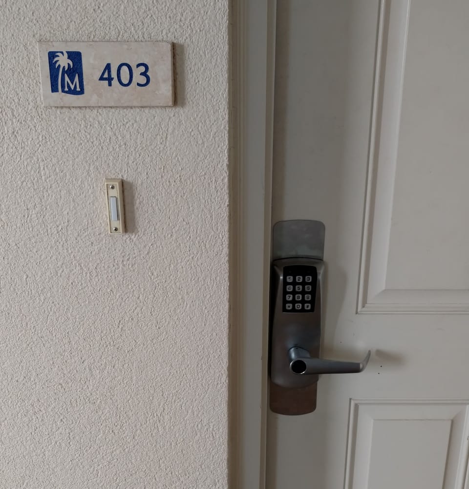 Digital Entry means no worrying about keycards or keys!  This is a HUGE benefit!