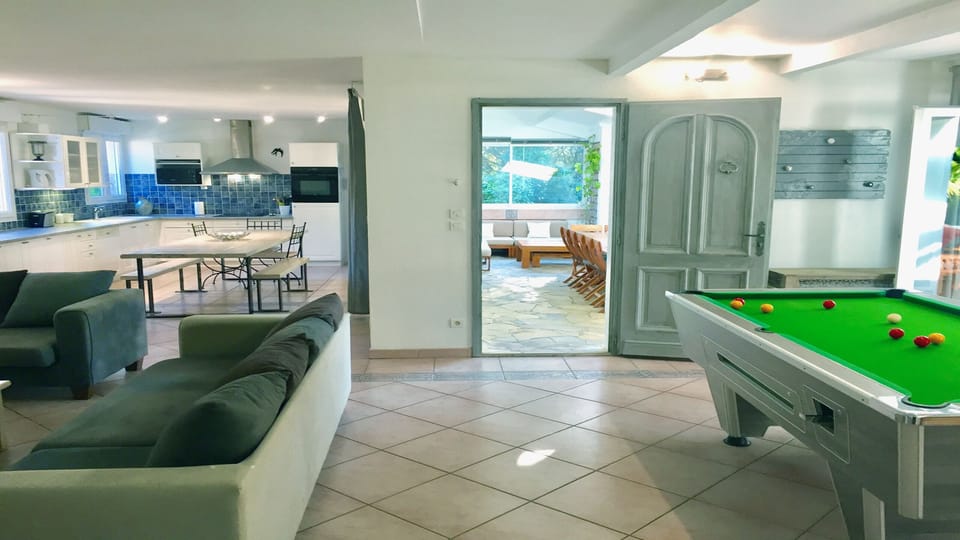 Game room