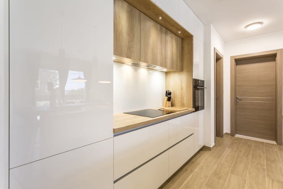 Fully equipped kitchen.