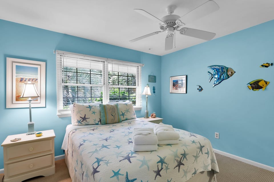 Bedroom 2  - full bed with flat screen tv and ensuite bathroom.