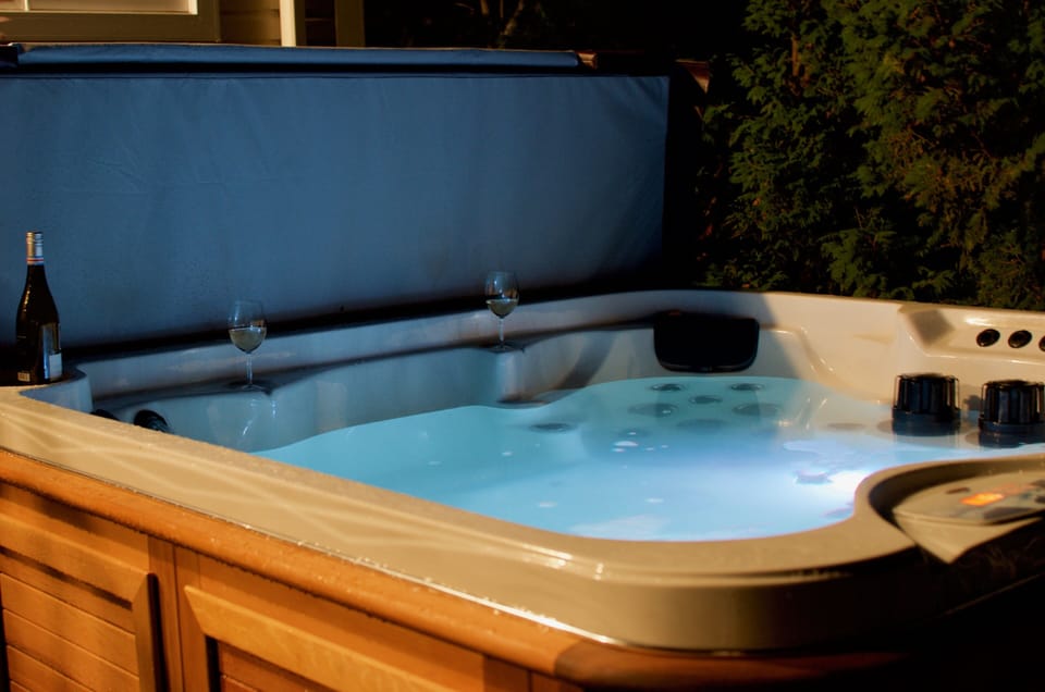 Hot tub