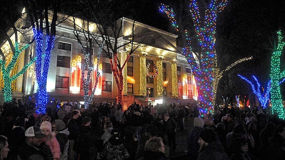 Prescott Courthouse Christmas Lighting Photo by the Daily Courier