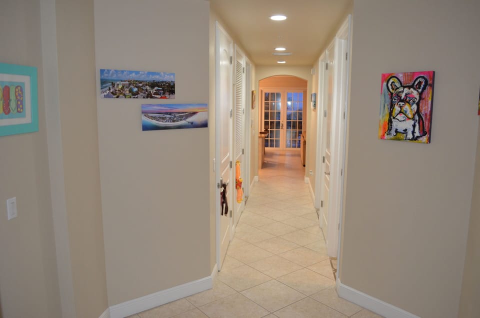 On to the last two bedrooms and the back lanai.