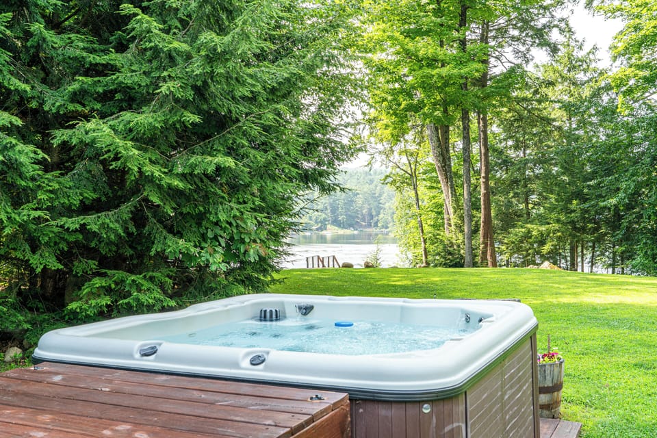 Hot tub