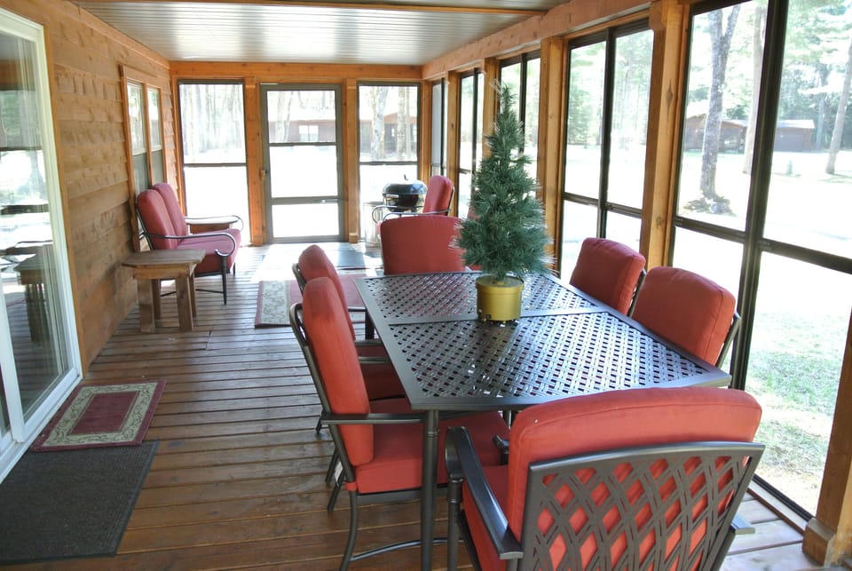 Enclosed Porch Dinning Option