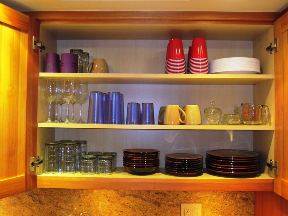 Complete Service for 8  - brand-new !!