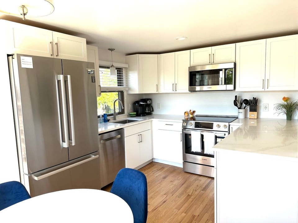 Modern kitchen with Bosch appliances