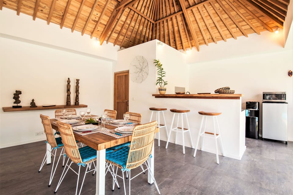 BRAND NEW 4BR &amp; 2 Pools in SEMINYAK