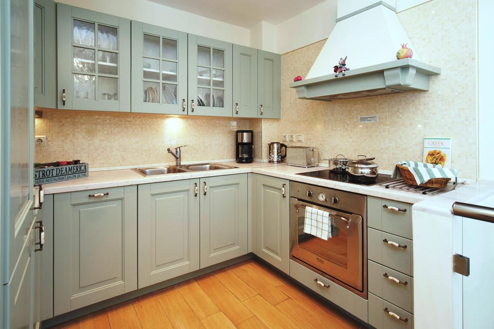 kitchen on 1st floor