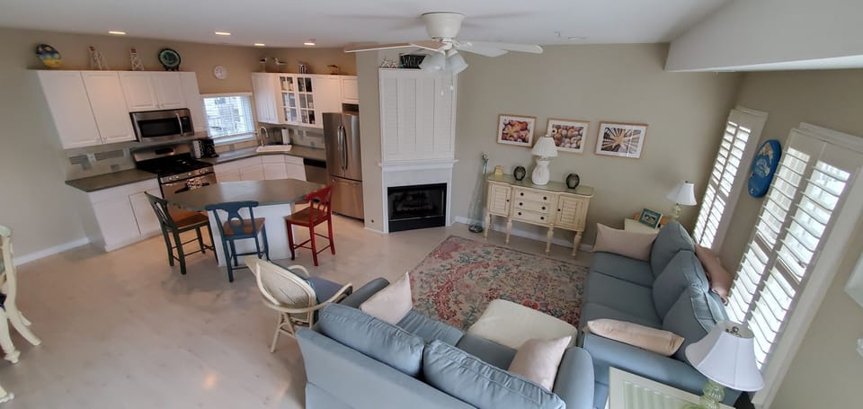Main floor living area