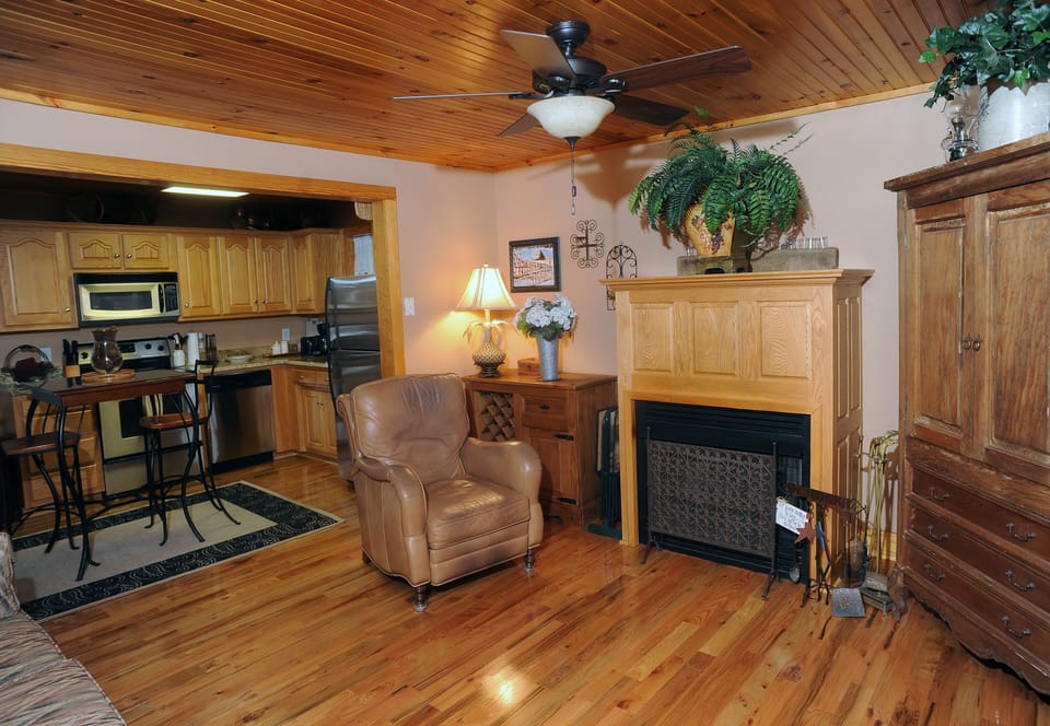 OPEN FAMILY ROOM AND KITCHEN