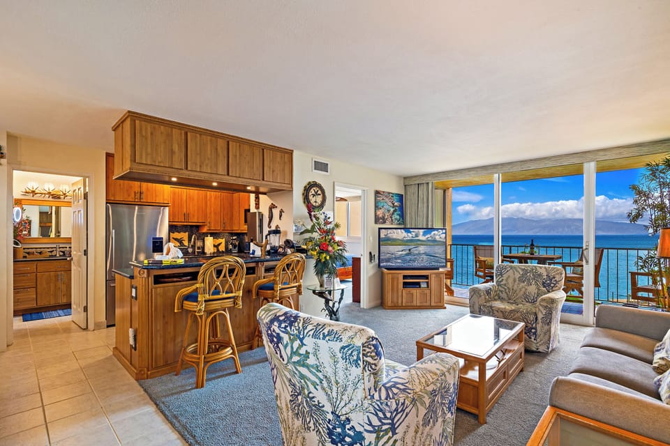 View As You Enter The Condo