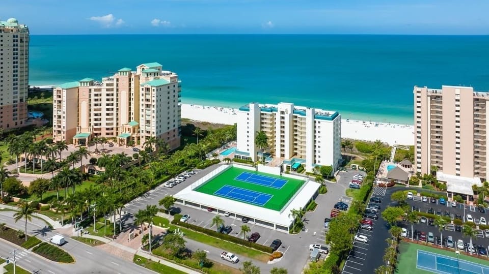 Spacious condo on one of Florida’s top beaches