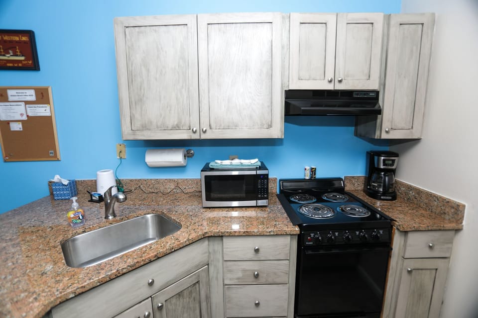 fully equipped kitchen