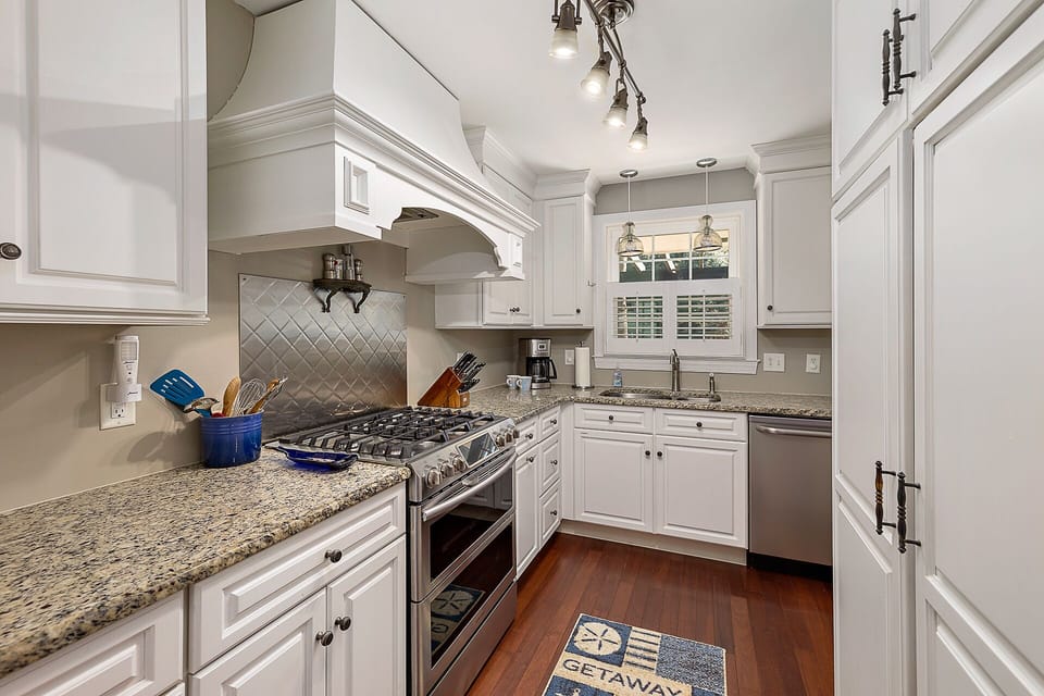 Enjoy stainless steel appliances and plenty of cabinet space
