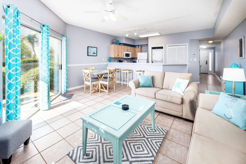 Living Room - 
Sandpiper Cove Resort 9106 Holiday Isle Destin Florida Vacation Rentals