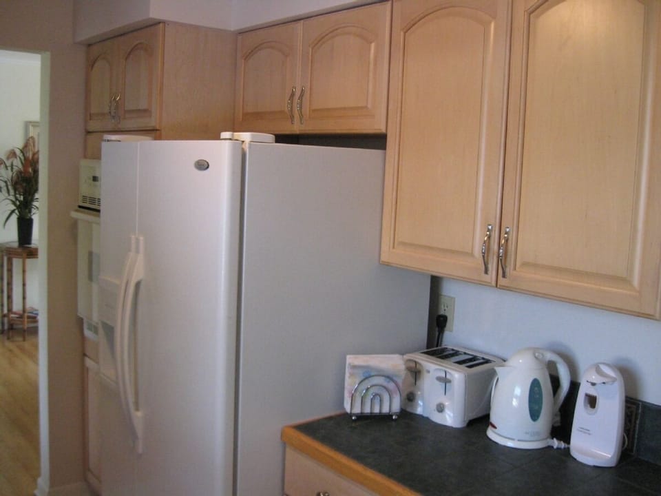 Microwave  Dishwasher  Indoor Outdoor Dishware etc