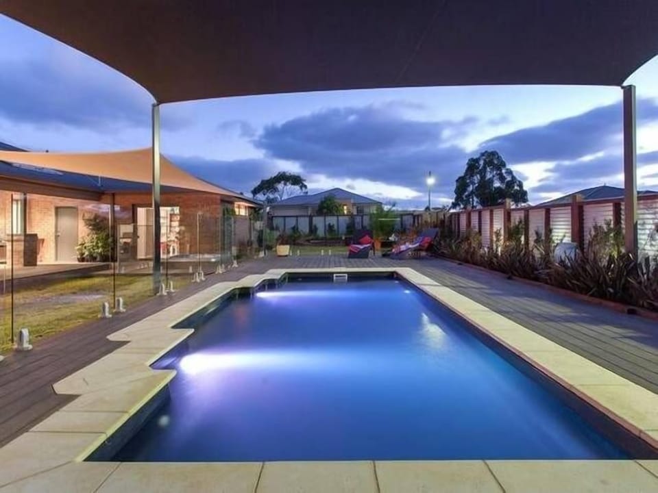 SOLAR HEATED POOL 