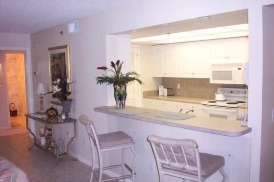 Bar and Kitchen