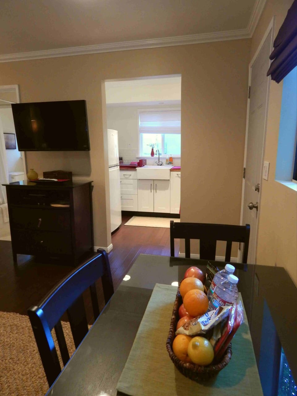 View to kitchen, satellite TV