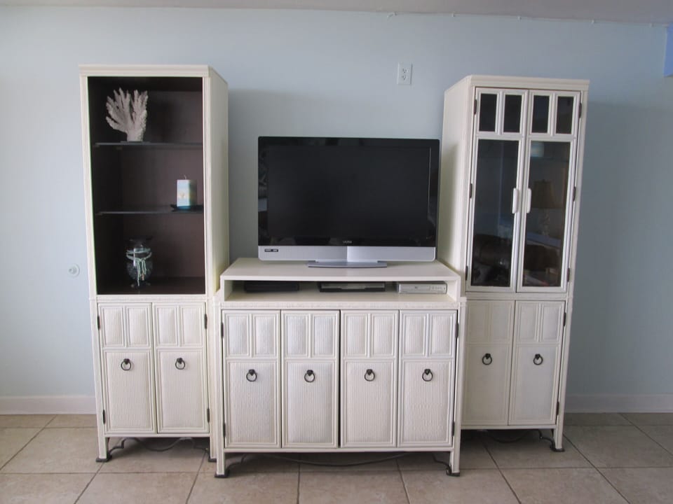 Shelf and Decor on the Way.