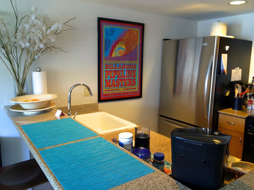 fully equipped  kitchen