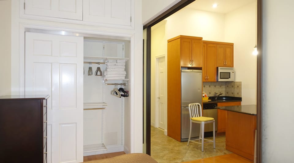 Bedroom Closet & Kitchen