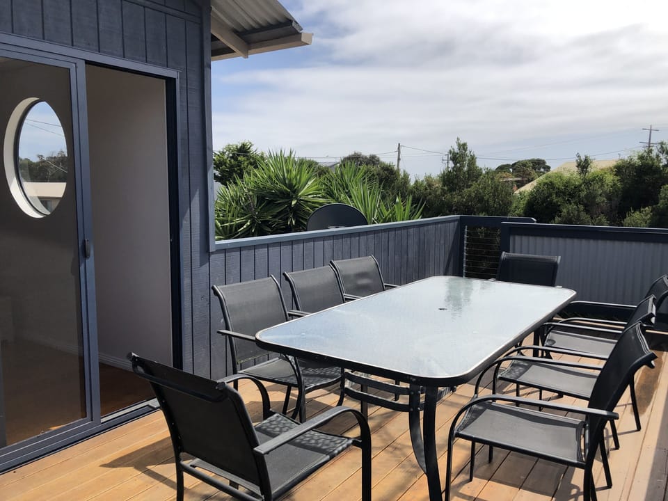 Upstairs Deck with BBQ
