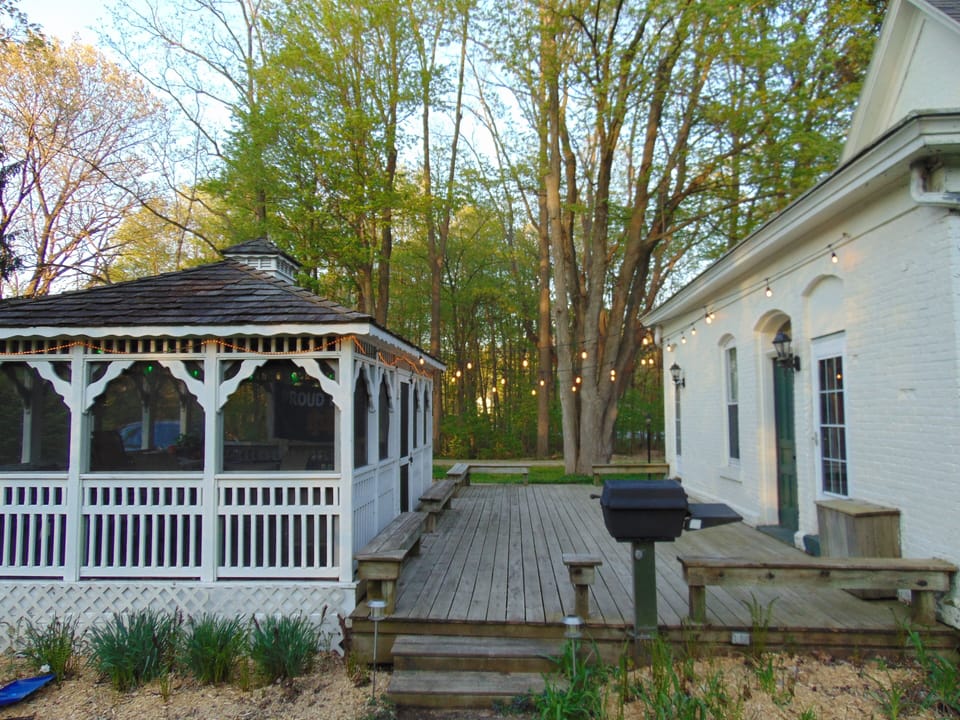 Alternate view of deck