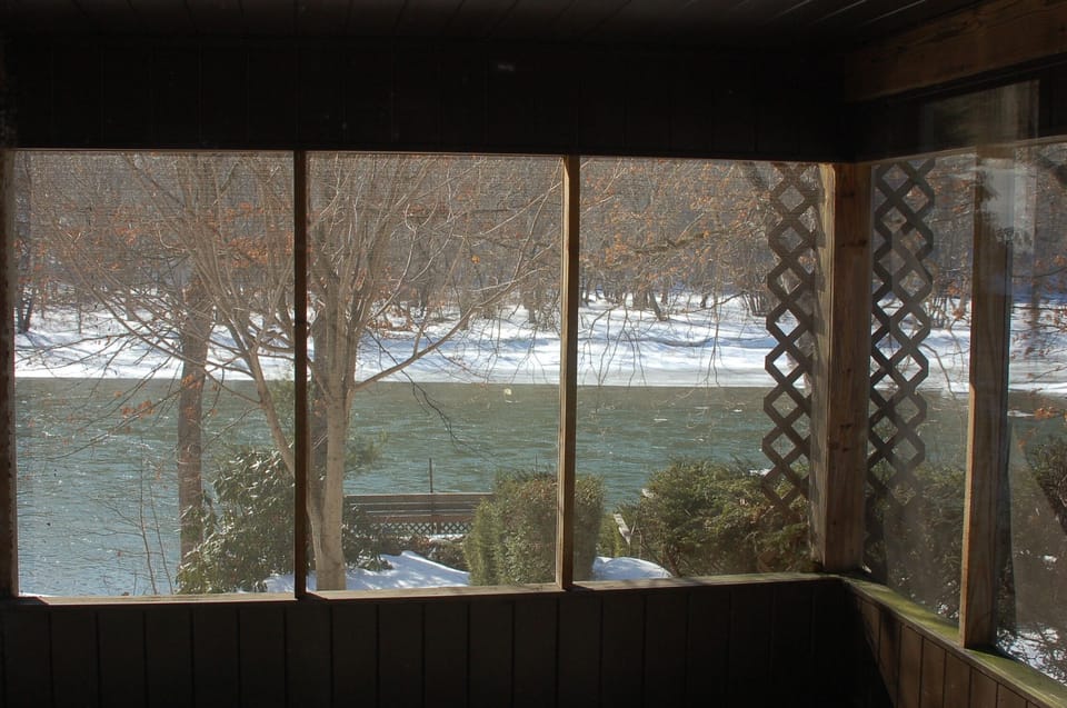 Lower Level screened patio, ping-pong table, great view of river and wild life